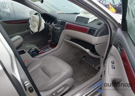 2003 Lexus Es 300 z USA, uszkodzony, nr VIN JTHBF30G836018378